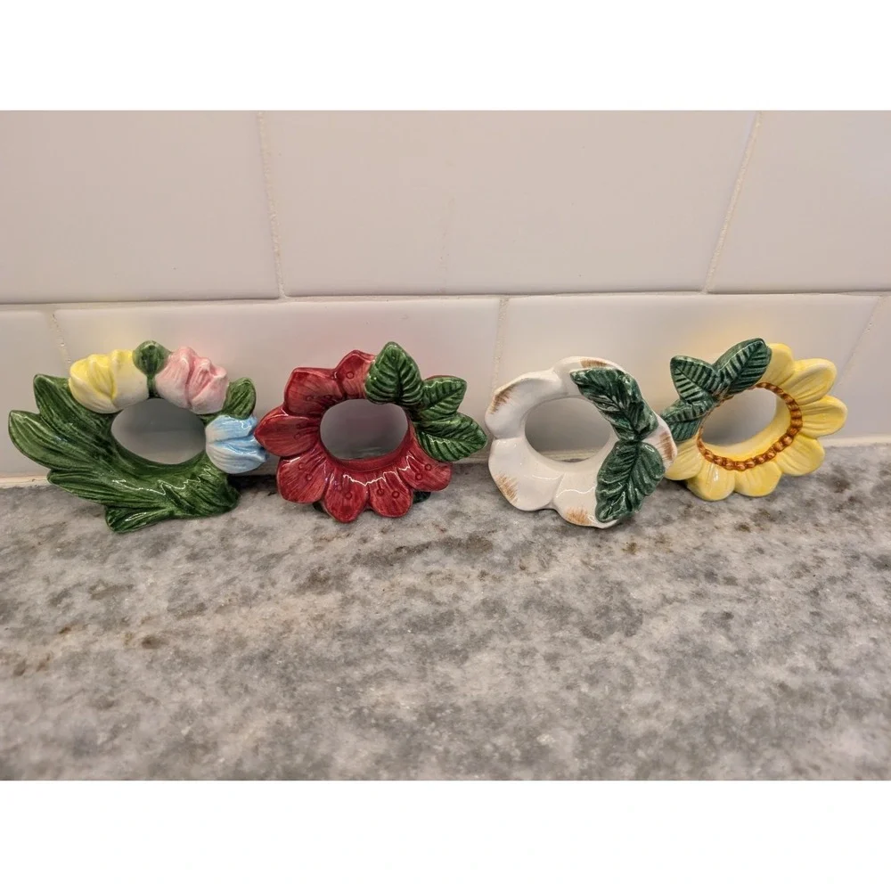 Vintage Noritake Country Fences Collection Floral Ceramic Napkin Rings Set Of 4‎